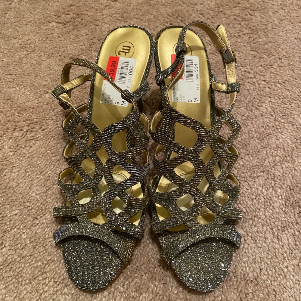 Brand new Mootsies Tootsies heels